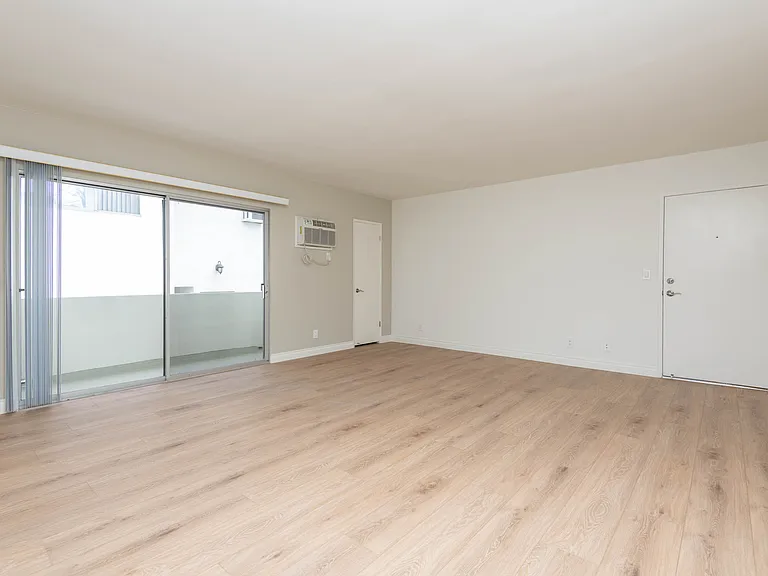 11945 Darlington Ave #9 — Photo 17