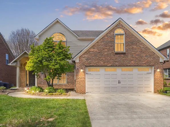 3365 Malone Dr, Lexington, KY 40513