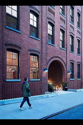 Sold by Sotheby's International Realty | media 17