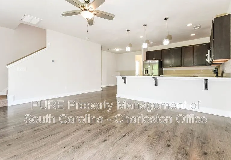 7833 Montview Rd — Photo 7