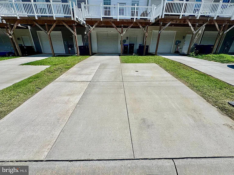 1008 Wicklow Dr — Photo 31