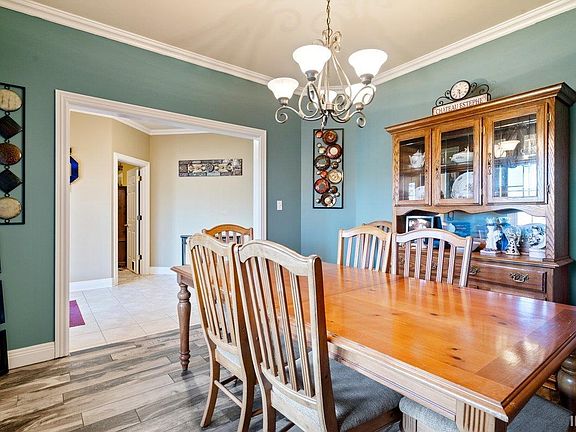 5th image of 3003 Deland Dr