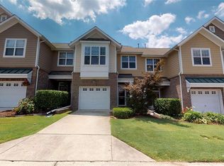 10109 Knotty Pine Ln, Raleigh, NC 27617