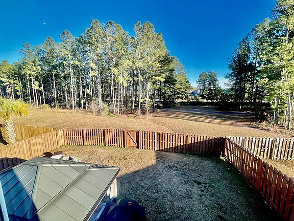 3rd image of 393 Sanctuary Park Dr