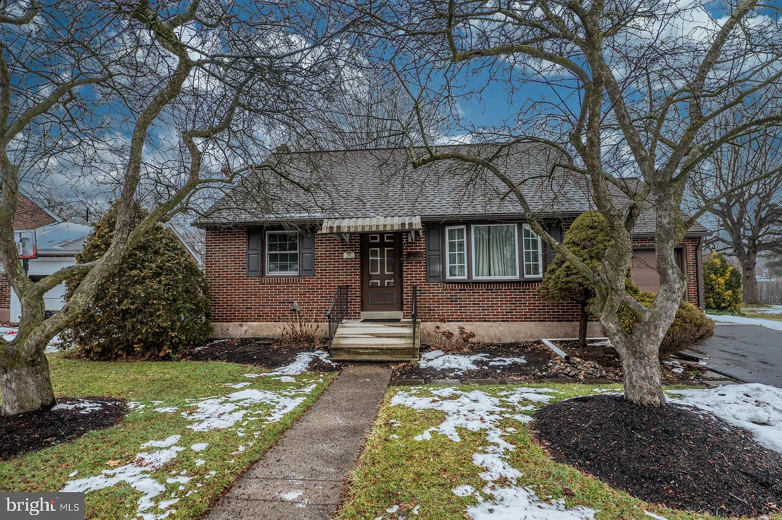 1515 Cherry Ln photo 1