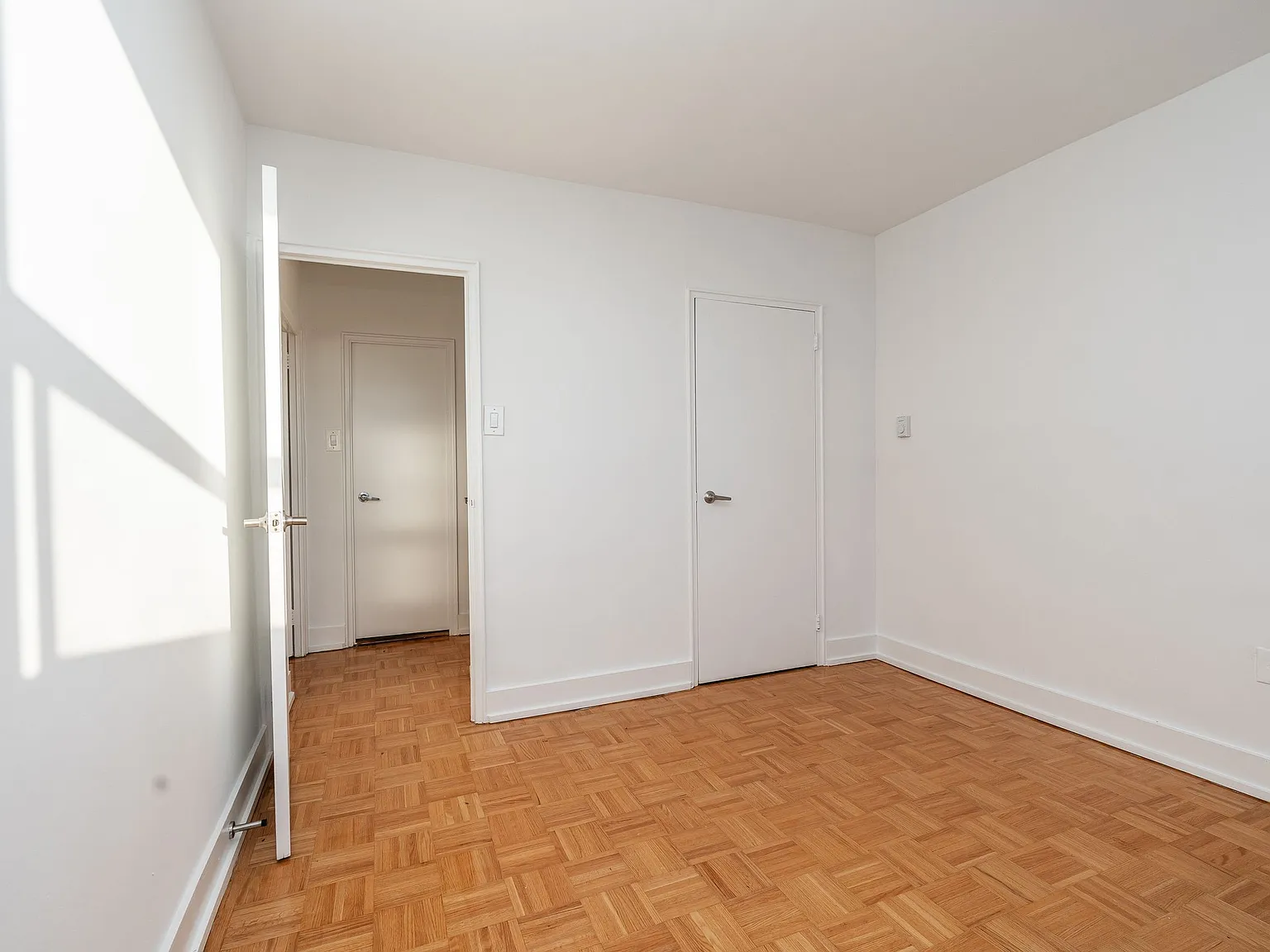 263 Dixon Rd — Photo 3