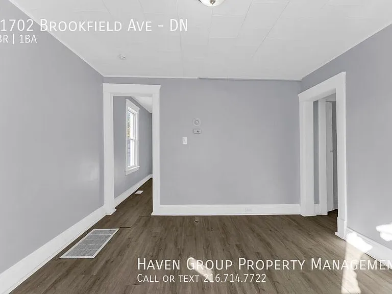 11702 Brookfield Ave #DN — Photo 4