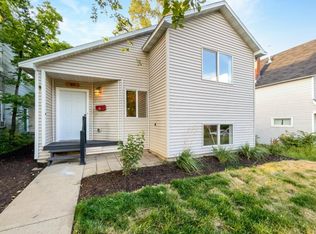 407 Jessamine Ave E, Saint Paul, MN 55101