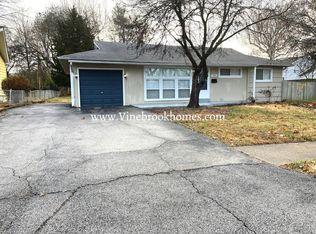 7206 Clover Ln, Hazelwood, MO
