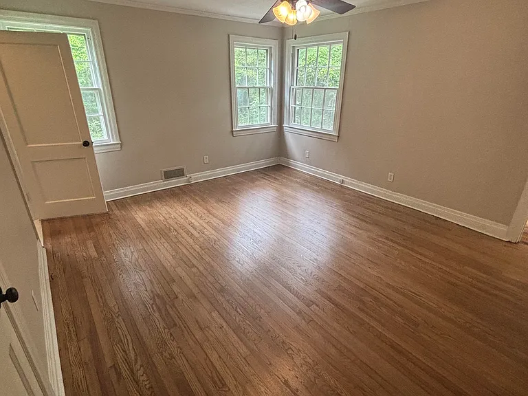 8 Pine Dr — Photo 12
