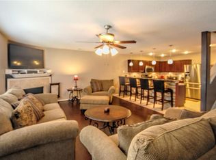 9800 Expedition Trl, Conroe, TX 77385