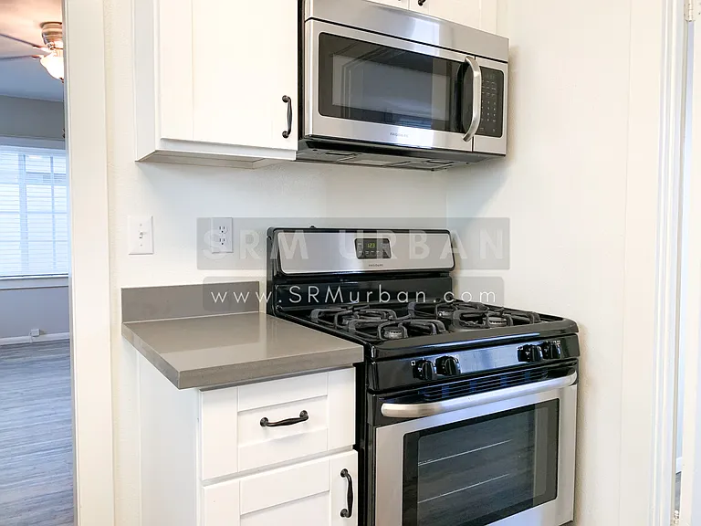 4450 North Ave — Photo 2