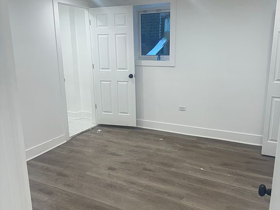 4th image of 6148 S Eberhart Ave #G
