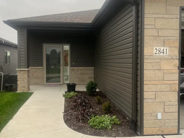 2841 Sheila Ln, Lincoln, NE 68516