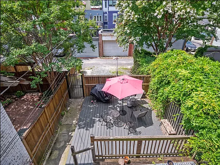 724 5th St NE #B — Photo 46