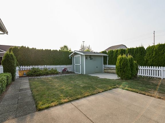 2nd image of 2285 Eastwood Way