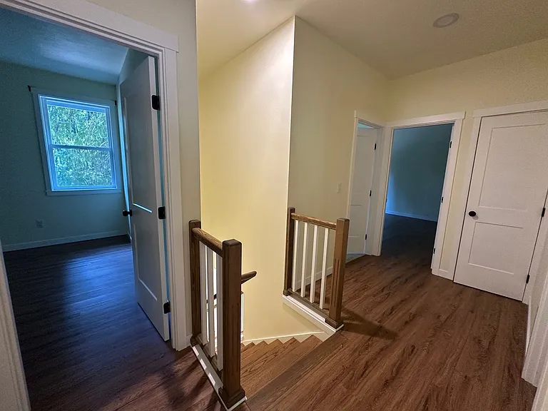 23 Spring Rd — Photo 24
