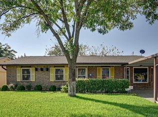 1313 Las Palmas Dr, Grand Prairie, TX 75052