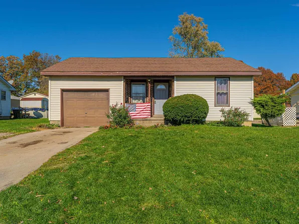 932 Lake St, Lincoln, IL 62656