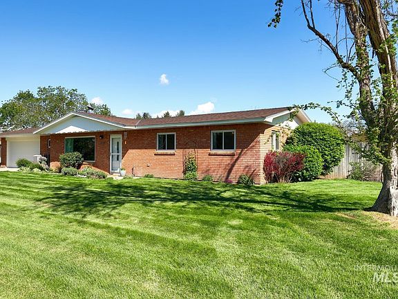 3rd image of 2170 E Karen Dr