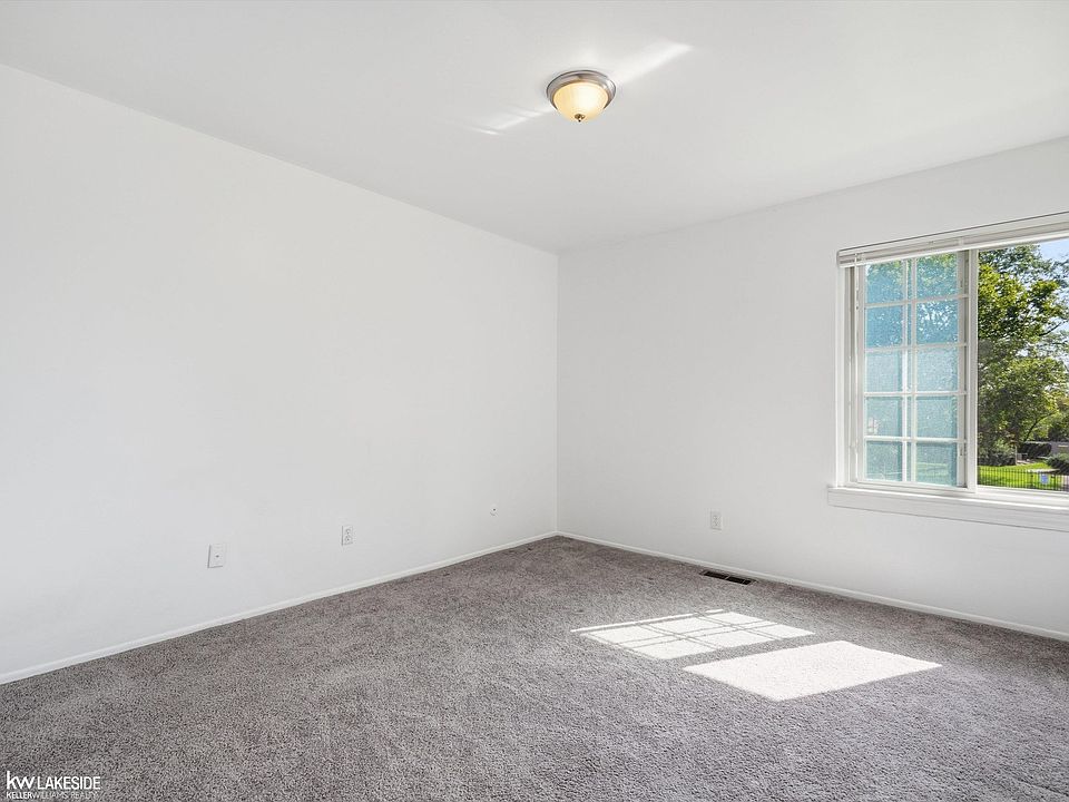 19603 W Twelve Mile Rd Apt 204, photo 19