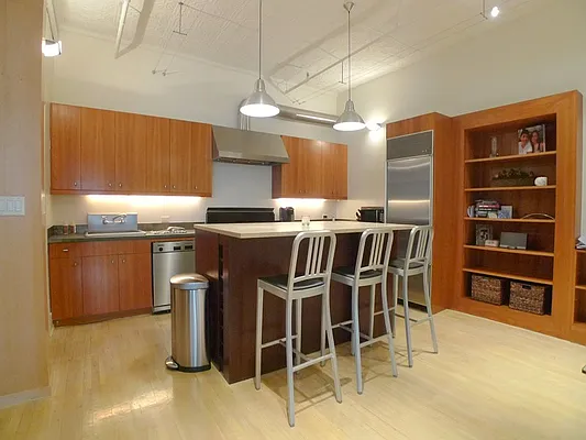 Sold by Sotheby's International Realty | media 23