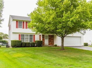 63 Kimbrook Dr, Rochester, NY 14612