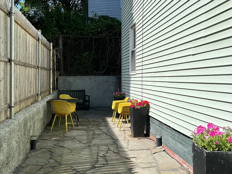 60 E Transit St #3 — Photo 10