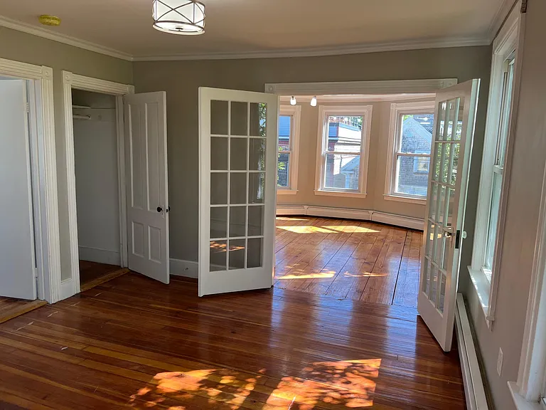 38 Brackett St #3 — Photo 5