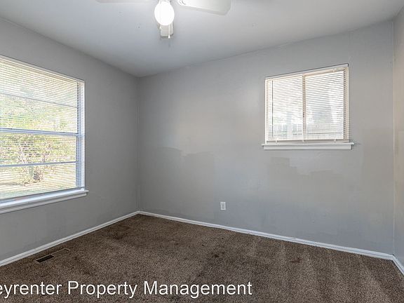 4th image of 2517 E Skelly Dr #7663643