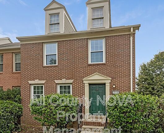 4th image of 208 Ellsworth St