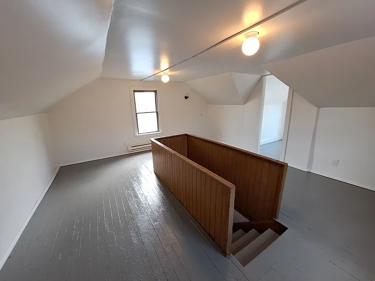 810 Etna St — Photo 17