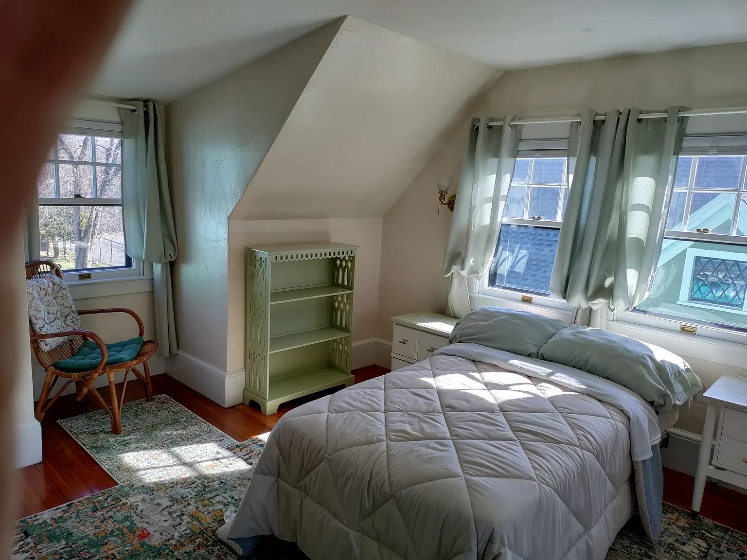 1 bed, 1.5 bath, $860 — Photo 1