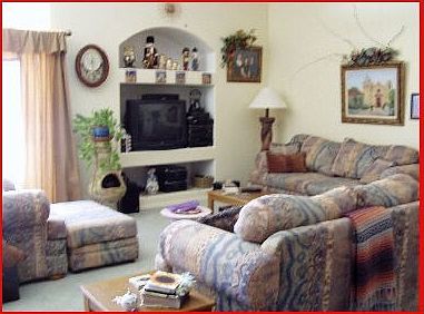 FAMILY ROOM W/BUILT-IN MEDIA NICHE!