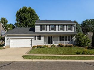 1711 Kings Run Dr NW, Rochester, MN 55901