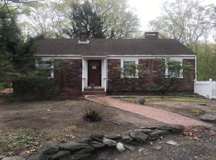 547 Tremont St, Rehoboth, MA 02769