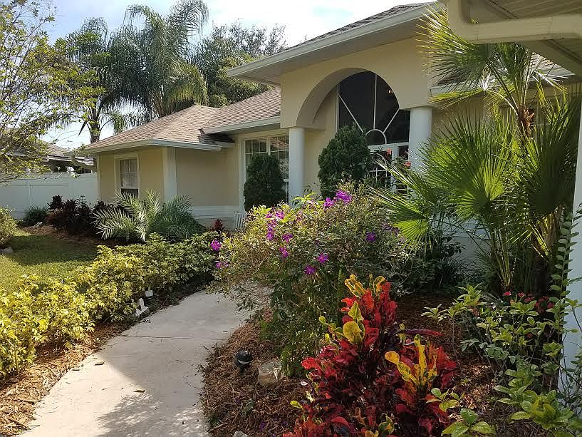 1st image of 10633 Versailles Blvd