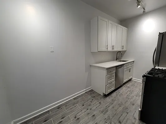 Rented by R New York | media 5