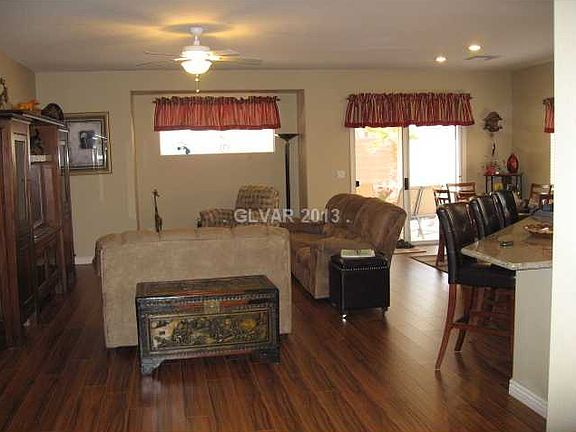 4th image of 4709 Vincent Hill Ct