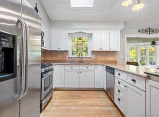 85 Chase Rd, Thompson, CT 06277