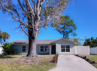 2416 13th Ave SW, Vero Beach, FL 32962