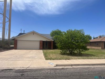2001 N Adobe Dr, Hobbs, NM, 88240