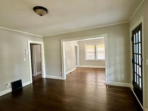 4th image of 1400 S Maywood Ave