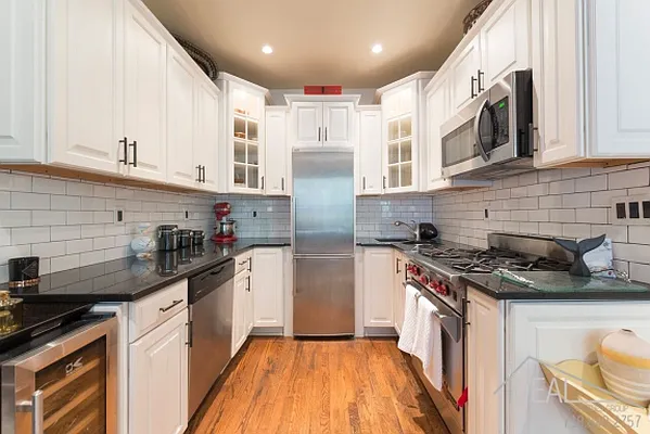 Sold by Ideal Properties Group | media 19