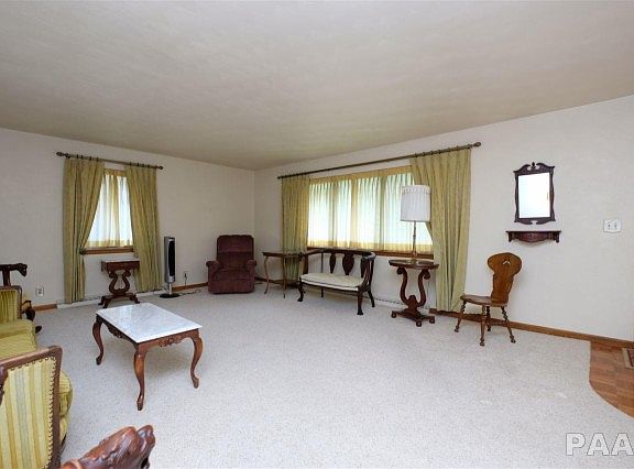 2nd image of 2723 W Laura Ave