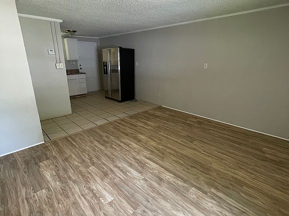 4th image of 130 House Cir APT 3