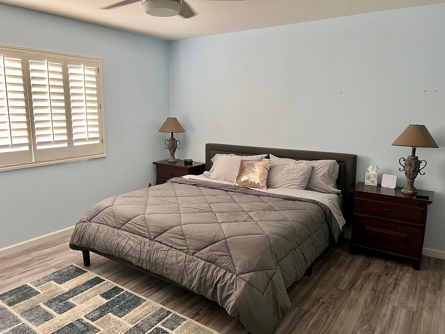 2 bed, 2.5 bath, 1560 sqft, $2,250 — Photo 2