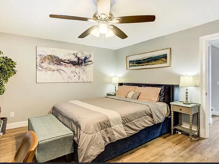 325 Island Way #109 — Photo 42