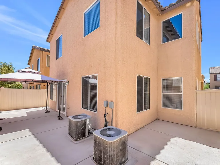 5078 Tioga Pass Ave — Photo 22