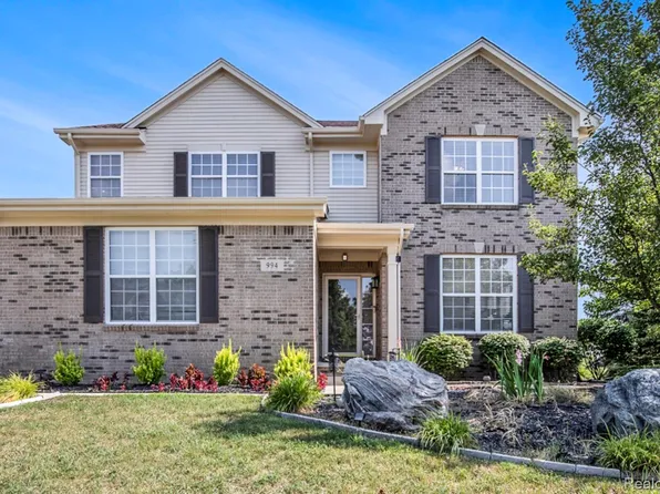994 Chelsea Blvd, Oxford, MI 48371